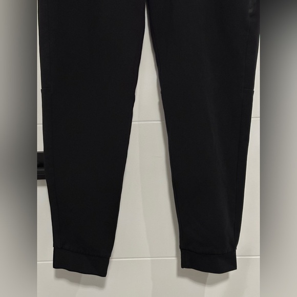 Old Navy: Men’s Dynamic Fleece Jogger Pants- Size Large - Picture 3 of 9